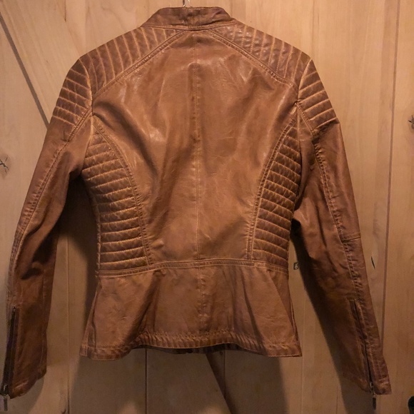 Brown NOT leather jacket, but looks like leather - Picture 4 of 4